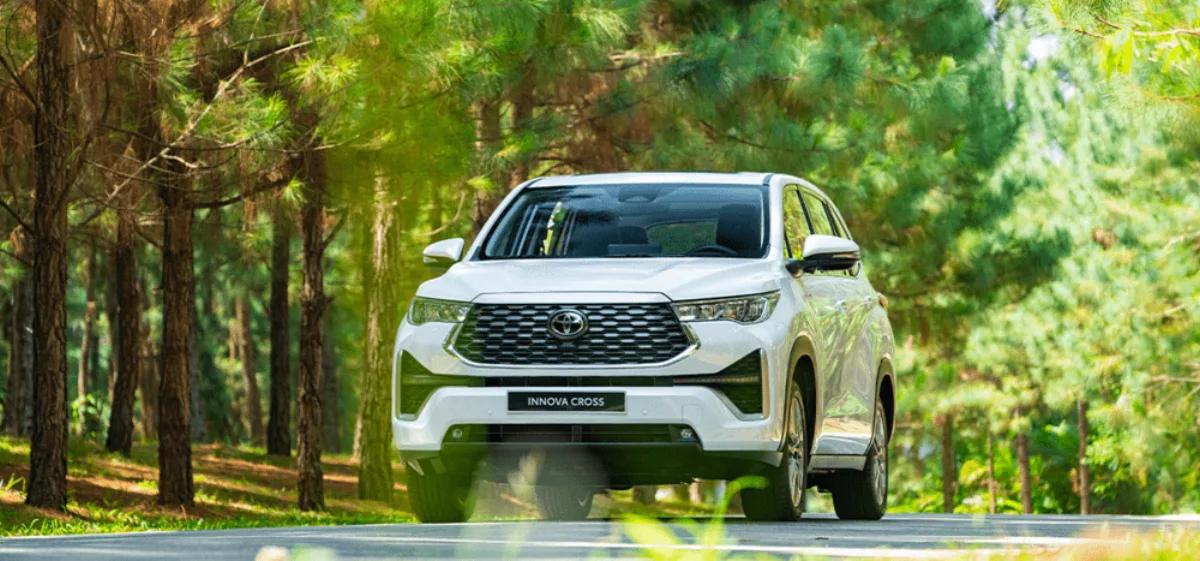 Toyota Innova Cross